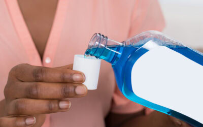 Should I Use Commercial Mouthwashes? Let’s Clear the Air (and the Breath)